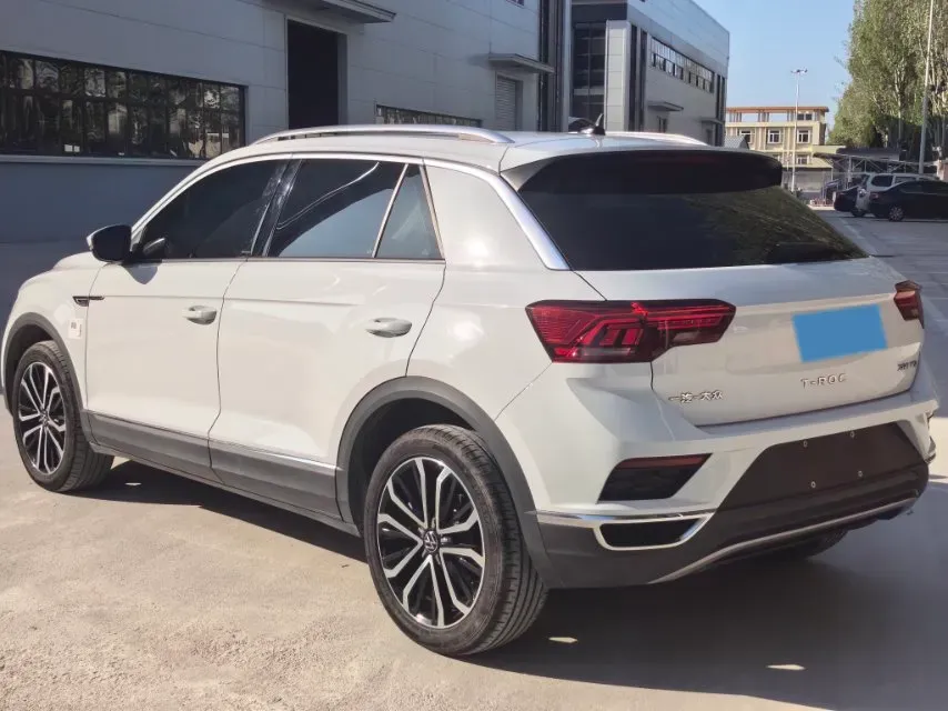 2022 Volkswagen T-Roc 1.4T 150HP L4 7DCT,autocango,china used car exporter,china ev exporter,chinese used car exporter,chinese used ev exporter