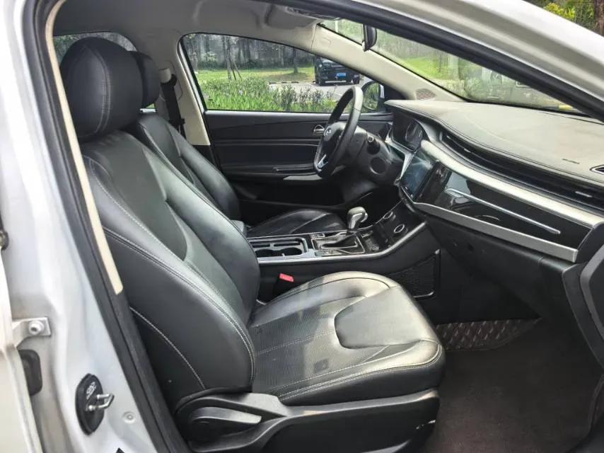 2021 Chery Arrizo 5 1.5L 116HP L4 CVT,autocango,china used car exporter,china ev exporter,chinese used car exporter,chinese used ev exporter