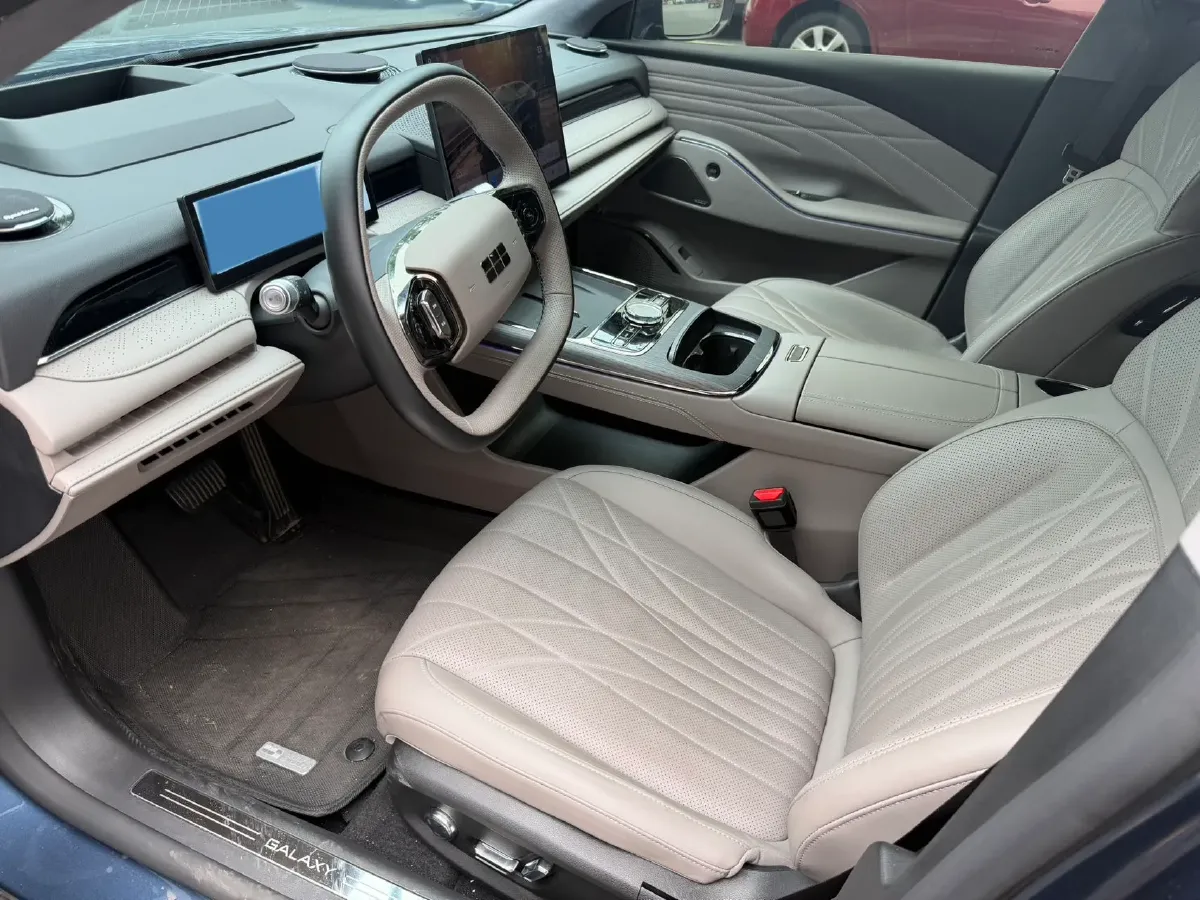 2025 Geely Galaxy Starshine 8 1.5T 163HP L4 3DHT PHEV 27.69KWH,autocango,china used car exporter,china ev exporter,chinese used car exporter,chinese used ev exporter