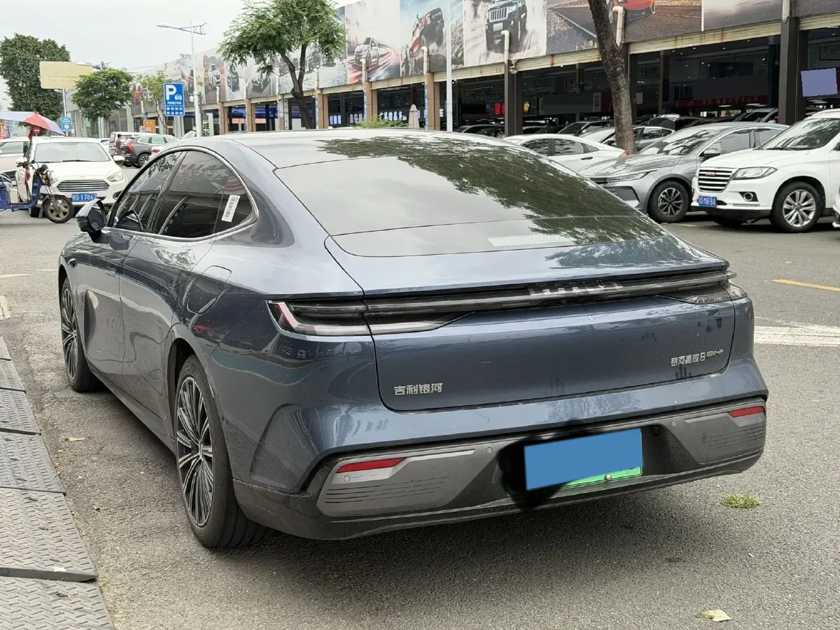2025 Geely Galaxy Starshine 8 1.5T 163HP L4 3DHT PHEV 27.69KWH,autocango,china used car exporter,china ev exporter,chinese used car exporter,chinese used ev exporter