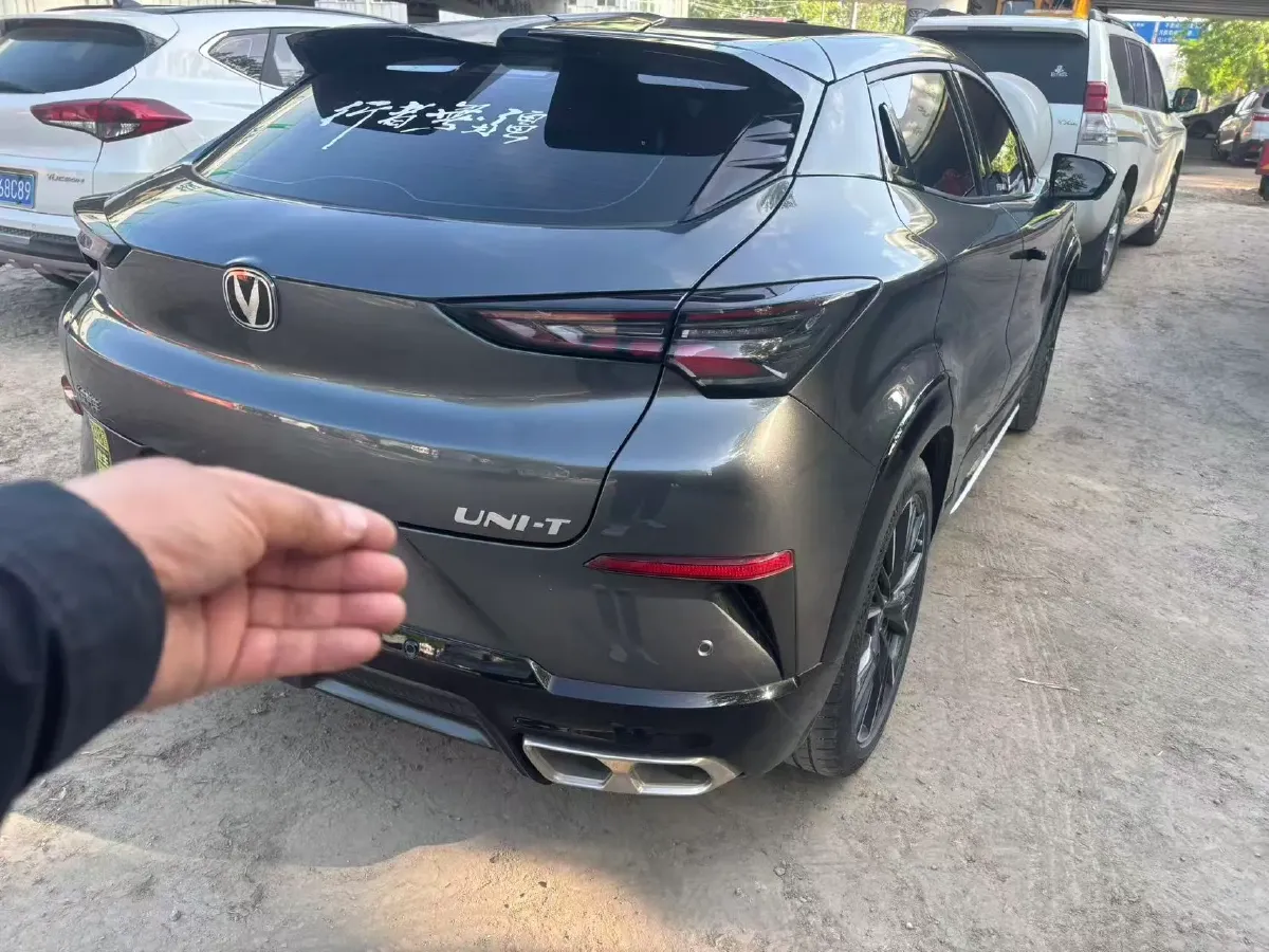 2023 ChangAn UNI-T 1.5T 188HP L4 7DCT,autocango,china used car exporter,china ev exporter,chinese used car exporter,chinese used ev exporter