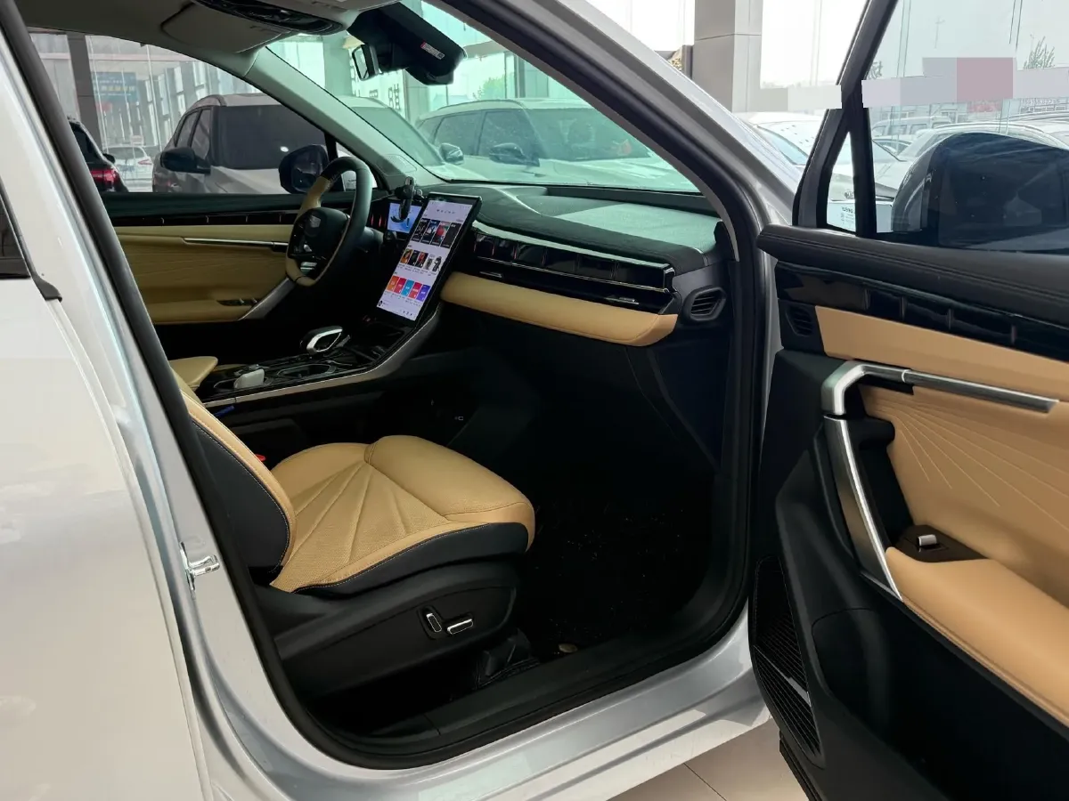 2023 Geely StarRay 1.5T 181HP L4 7DCT,autocango,china used car exporter,china ev exporter,chinese used car exporter,chinese used ev exporter