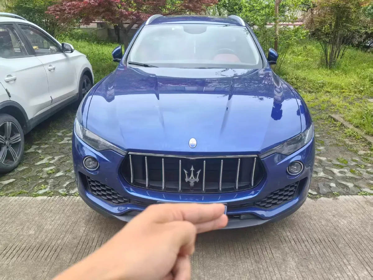 2021 Maserati Levante 3.0T 350HP V6 8AT,autocango,china used car exporter,china ev exporter,chinese used car exporter,chinese used ev exporter