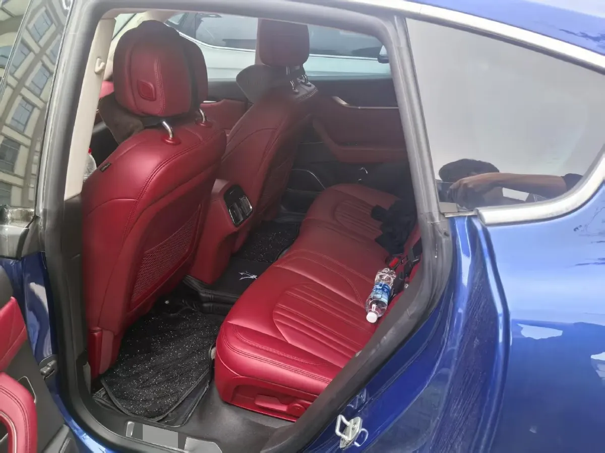 2021 Maserati Levante 3.0T 350HP V6 8AT,autocango,china used car exporter,china ev exporter,chinese used car exporter,chinese used ev exporter