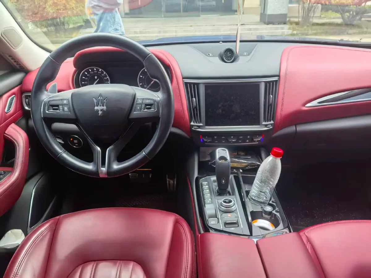 2021 Maserati Levante 3.0T 350HP V6 8AT,autocango,china used car exporter,china ev exporter,chinese used car exporter,chinese used ev exporter