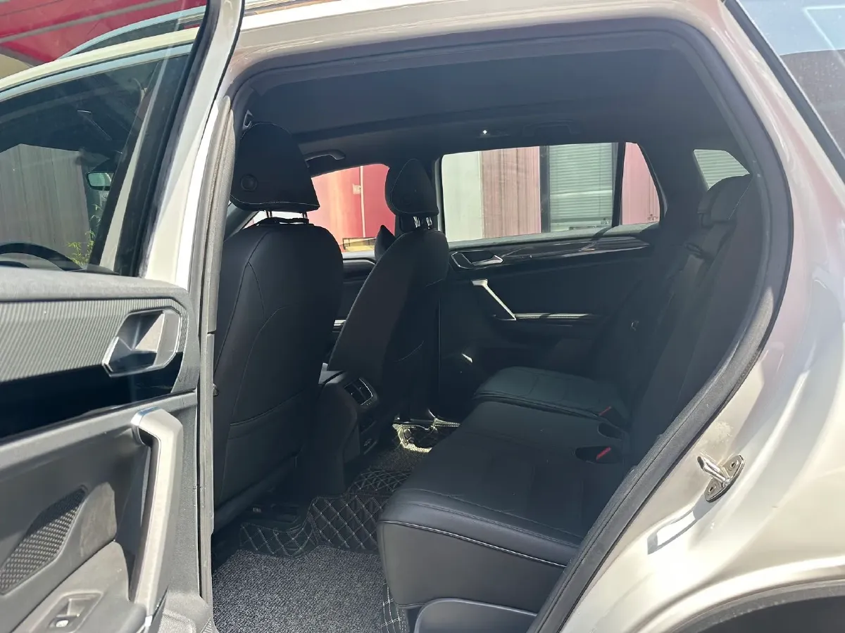 2019 Mercedes-Benz GLA Class 1.6T 156HP L4 7DCT,autocango,china used car exporter,china ev exporter,chinese used car exporter,chinese used ev exporter