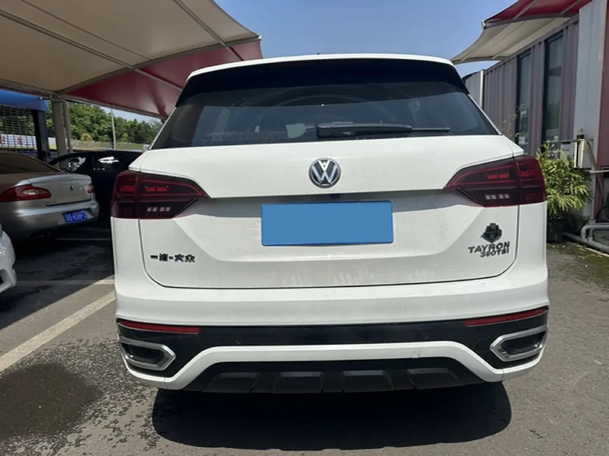 2019 Mercedes-Benz GLA Class 1.6T 156HP L4 7DCT,autocango,china used car exporter,china ev exporter,chinese used car exporter,chinese used ev exporter