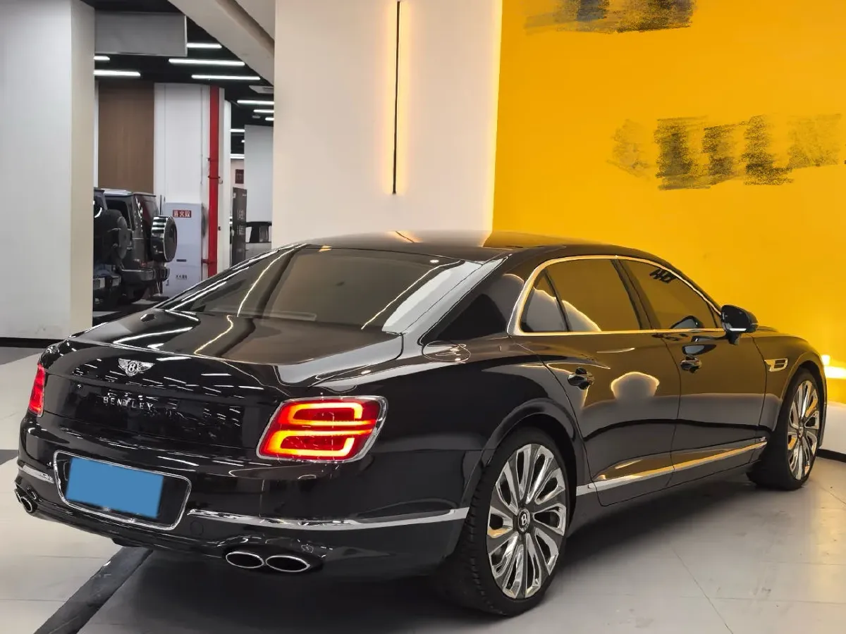 2022 Bentley Flying Spur 4.0T 550HP V8 8DCT,autocango,china used car exporter,china ev exporter,chinese used car exporter,chinese used ev exporter
