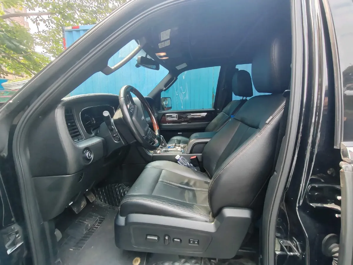 2016 Lincoln Navigator 3.5T 355HP V6 6AT,autocango,china used car exporter,china ev exporter,chinese used car exporter,chinese used ev exporter