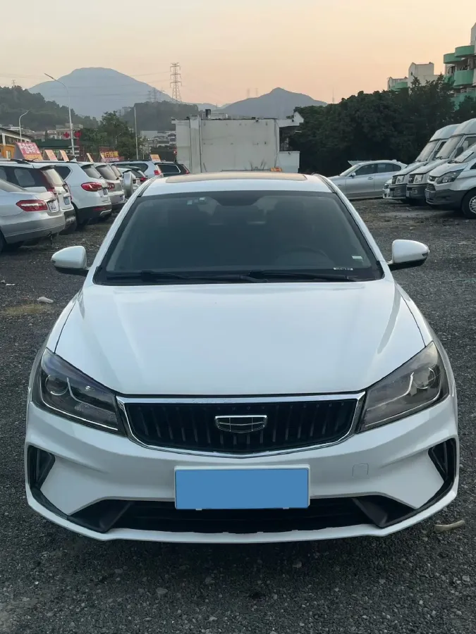 2021 BaoJun 530 1.5T 147HP L4 CVT,autocango,china used car exporter,china ev exporter,chinese used car exporter,chinese used ev exporter