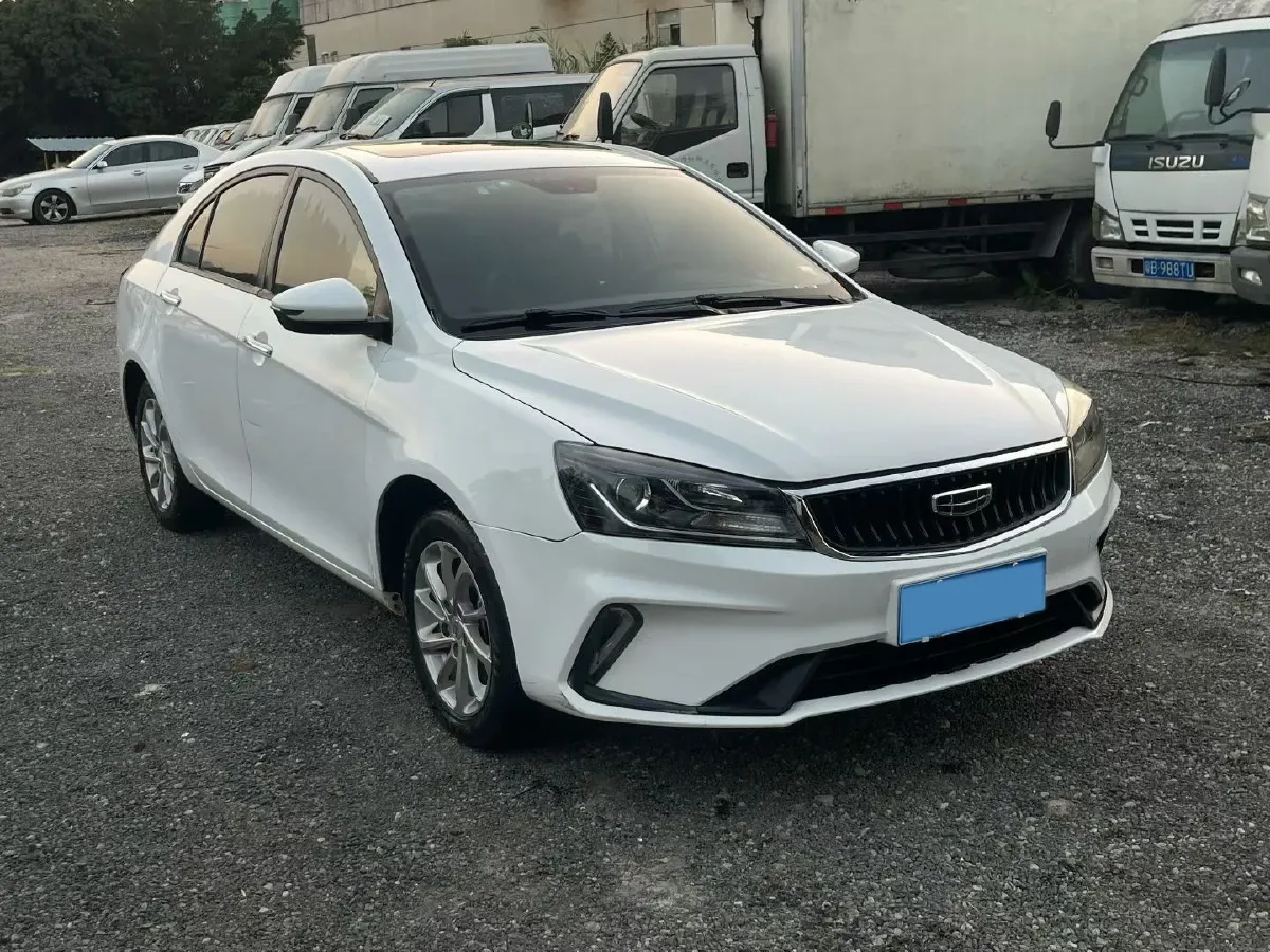 2021 BaoJun 530 1.5T 147HP L4 CVT,autocango,china used car exporter,china ev exporter,chinese used car exporter,chinese used ev exporter