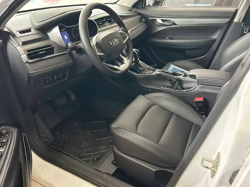 2021 Geely Emgrand 1.5L 109HP L4 CVT,autocango,china used car exporter,china ev exporter,chinese used car exporter,chinese used ev exporter