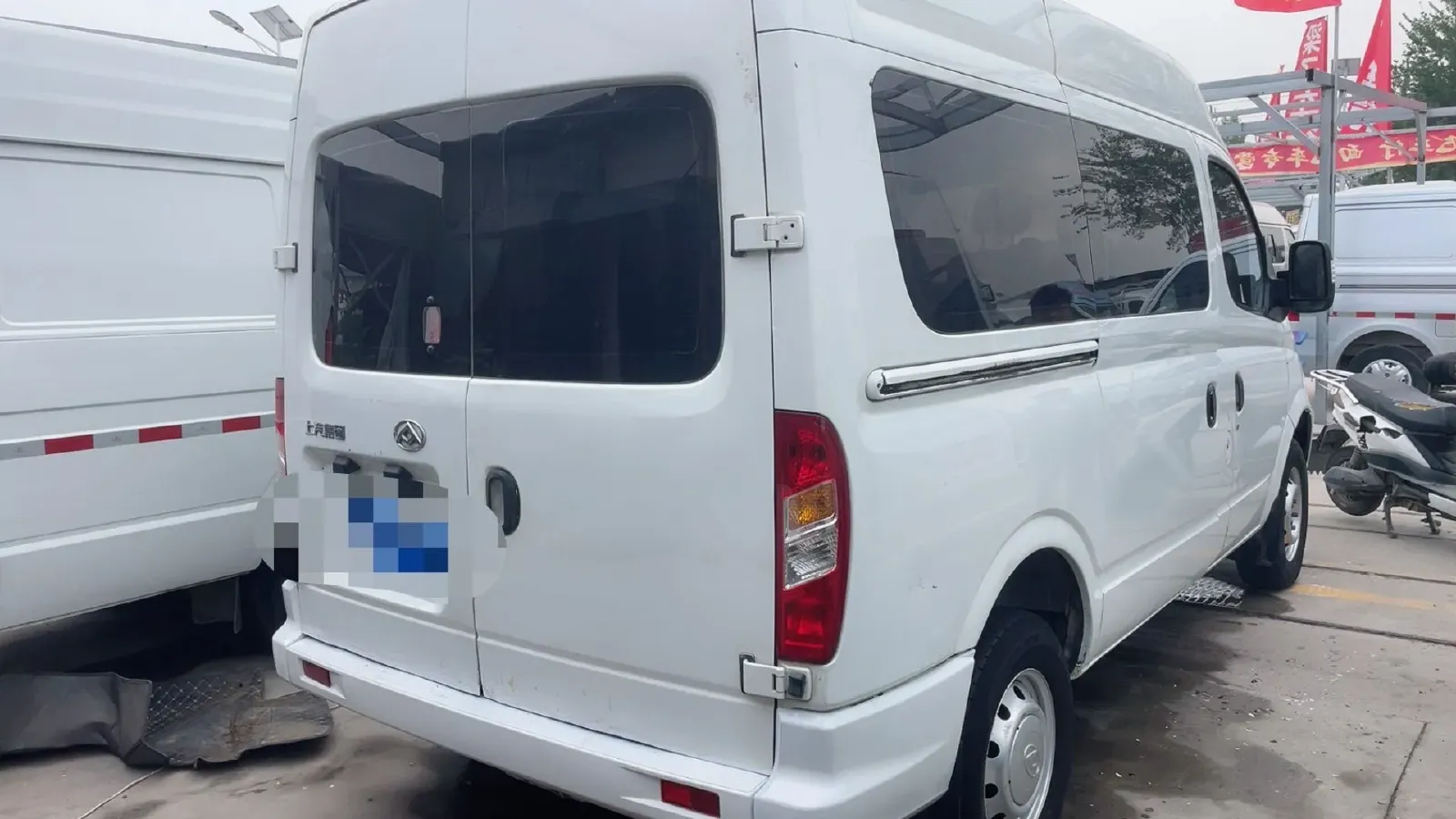 2021 MAXUS XinTu V80 2.0T 139HP L4 6MT,autocango,china used car exporter,china ev exporter,chinese used car exporter,chinese used ev exporter
