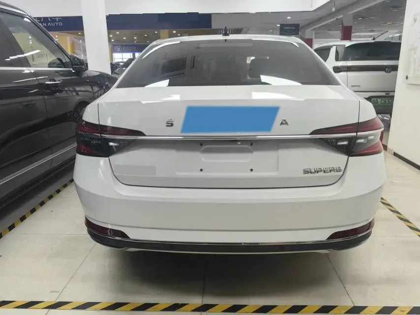 2022 Skoda Superb 1.4T 150HP L4 7DCT,autocango,china used car exporter,china ev exporter,chinese used car exporter,chinese used ev exporter