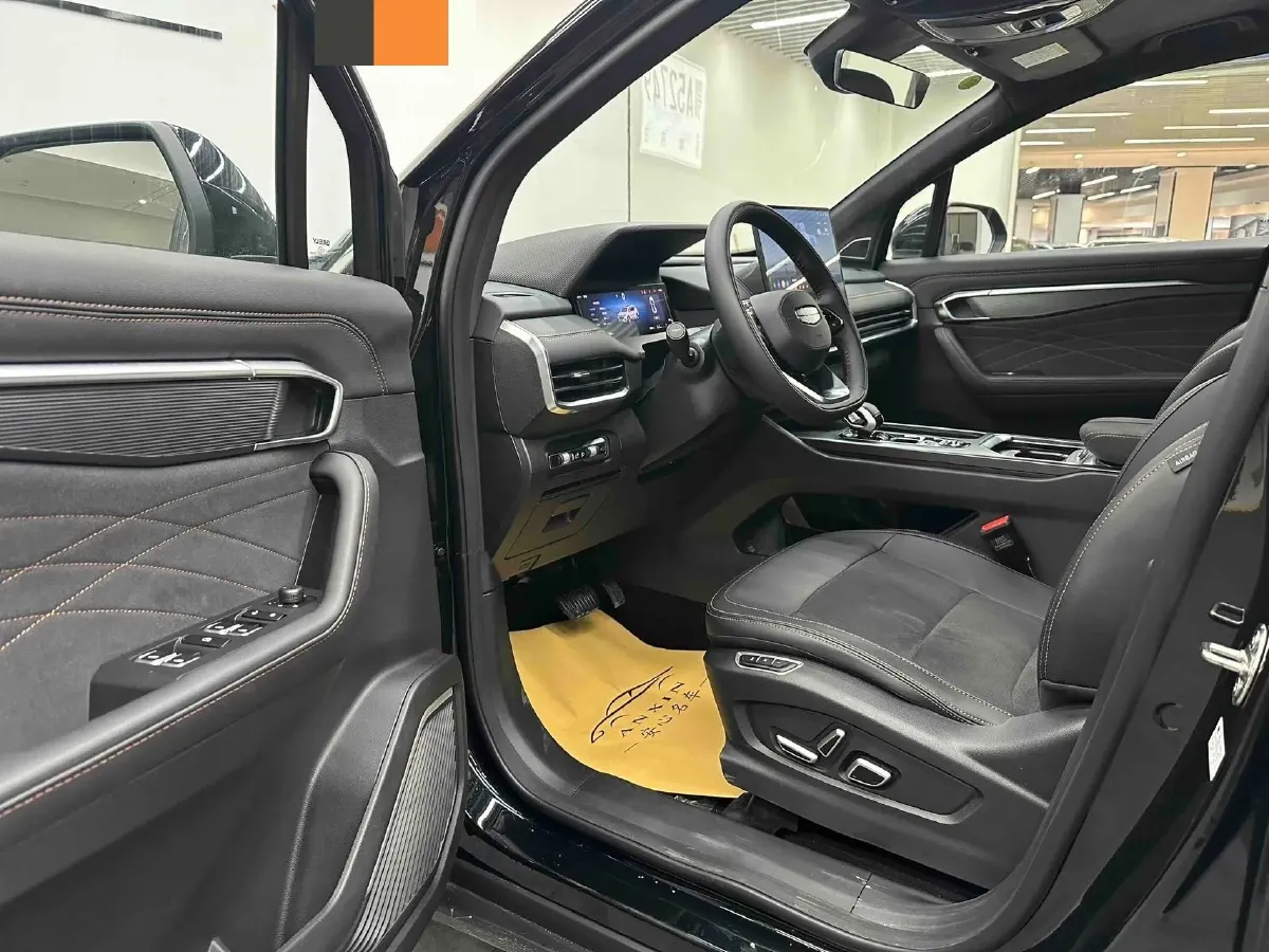 2025 Geely Okavango L 2.0T 218HP L4 7DCT,autocango,china used car exporter,china ev exporter,chinese used car exporter,chinese used ev exporter