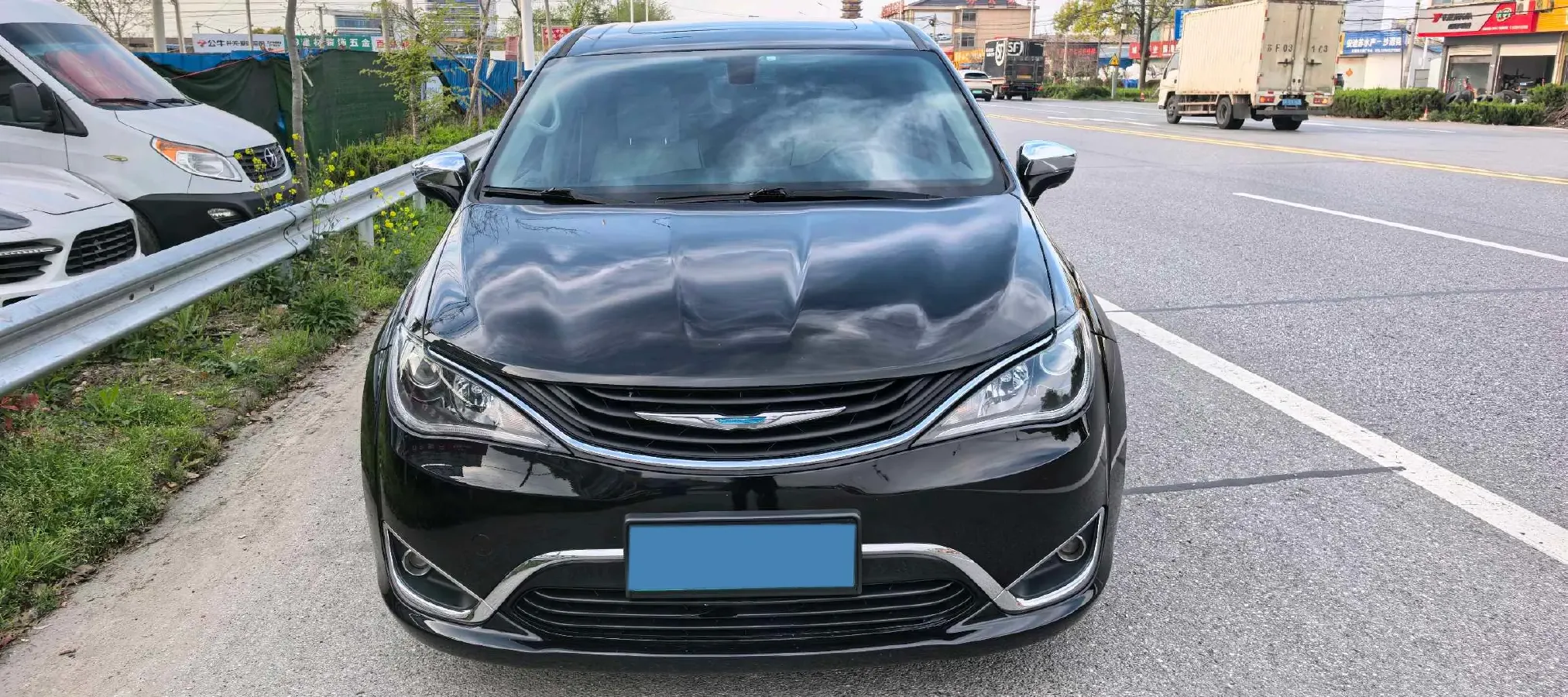 2018 Chrysler Pacifica 3.6L 245HP V6 E-CVT PHEV 16KWH,autocango,china used car exporter,china ev exporter,chinese used car exporter,chinese used ev exporter