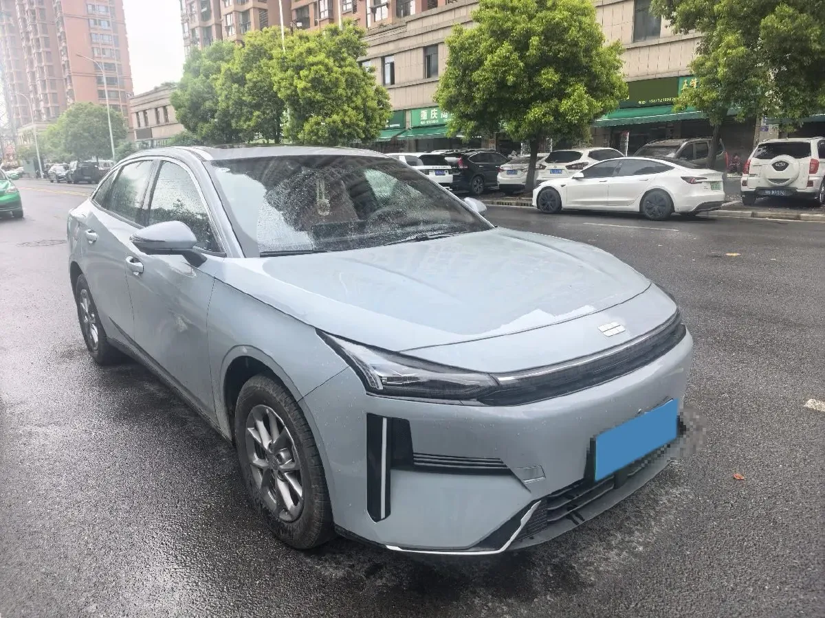 2025 Geely Galaxy L6 1.5L 112HP L4 1DHT PHEV 19.09KWH,autocango,china used car exporter,china ev exporter,chinese used car exporter,chinese used ev exporter