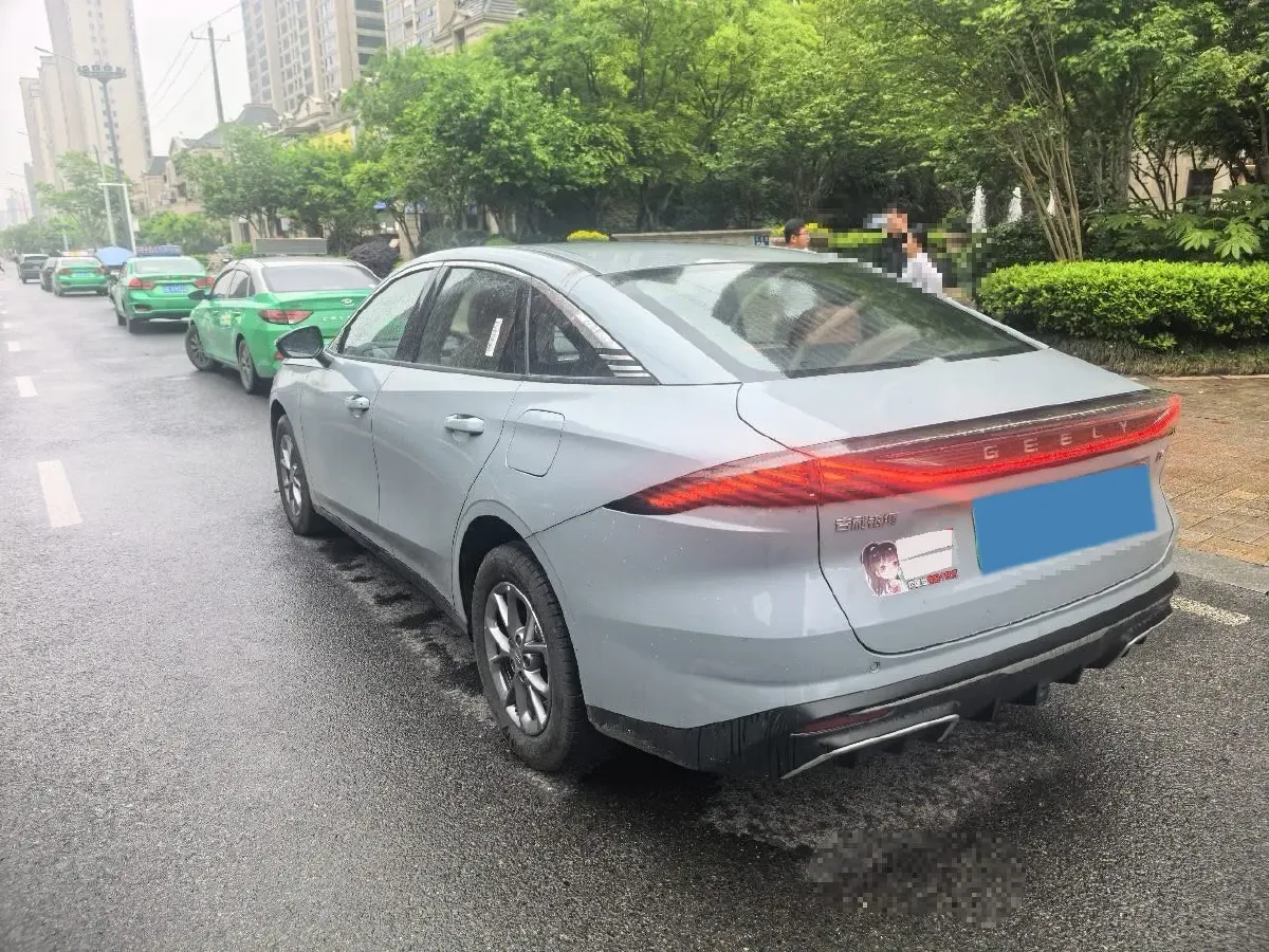 2025 Geely Galaxy L6 1.5L 112HP L4 1DHT PHEV 19.09KWH,autocango,china used car exporter,china ev exporter,chinese used car exporter,chinese used ev exporter