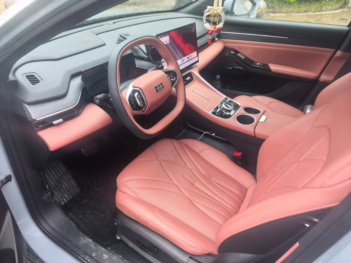 2025 Geely Galaxy L6 1.5L 112HP L4 1DHT PHEV 19.09KWH,autocango,china used car exporter,china ev exporter,chinese used car exporter,chinese used ev exporter