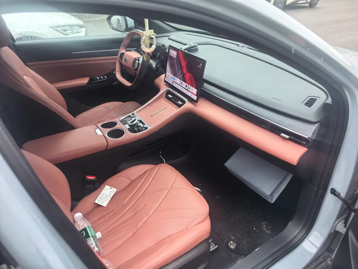 2025 Geely Galaxy L6 1.5L 112HP L4 1DHT PHEV 19.09KWH,autocango,china used car exporter,china ev exporter,chinese used car exporter,chinese used ev exporter