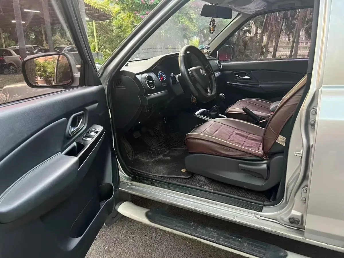 2021 Dongfeng RuiQi 2.4T 165HP L4 5MT,autocango,china used car exporter,china ev exporter,chinese used car exporter,chinese used ev exporter