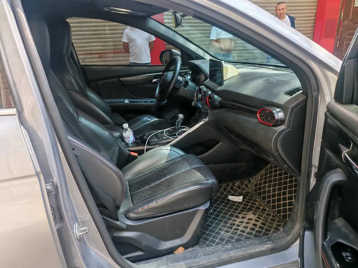 2019 HaiMa 8S 1.6T 195HP L4 6AT,autocango,china used car exporter,china ev exporter,chinese used car exporter,chinese used ev exporter