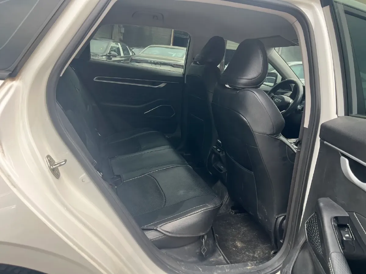 2023 Geely Emgrand 1.5L 127HP L4 CVT,autocango,china used car exporter,china ev exporter,chinese used car exporter,chinese used ev exporter