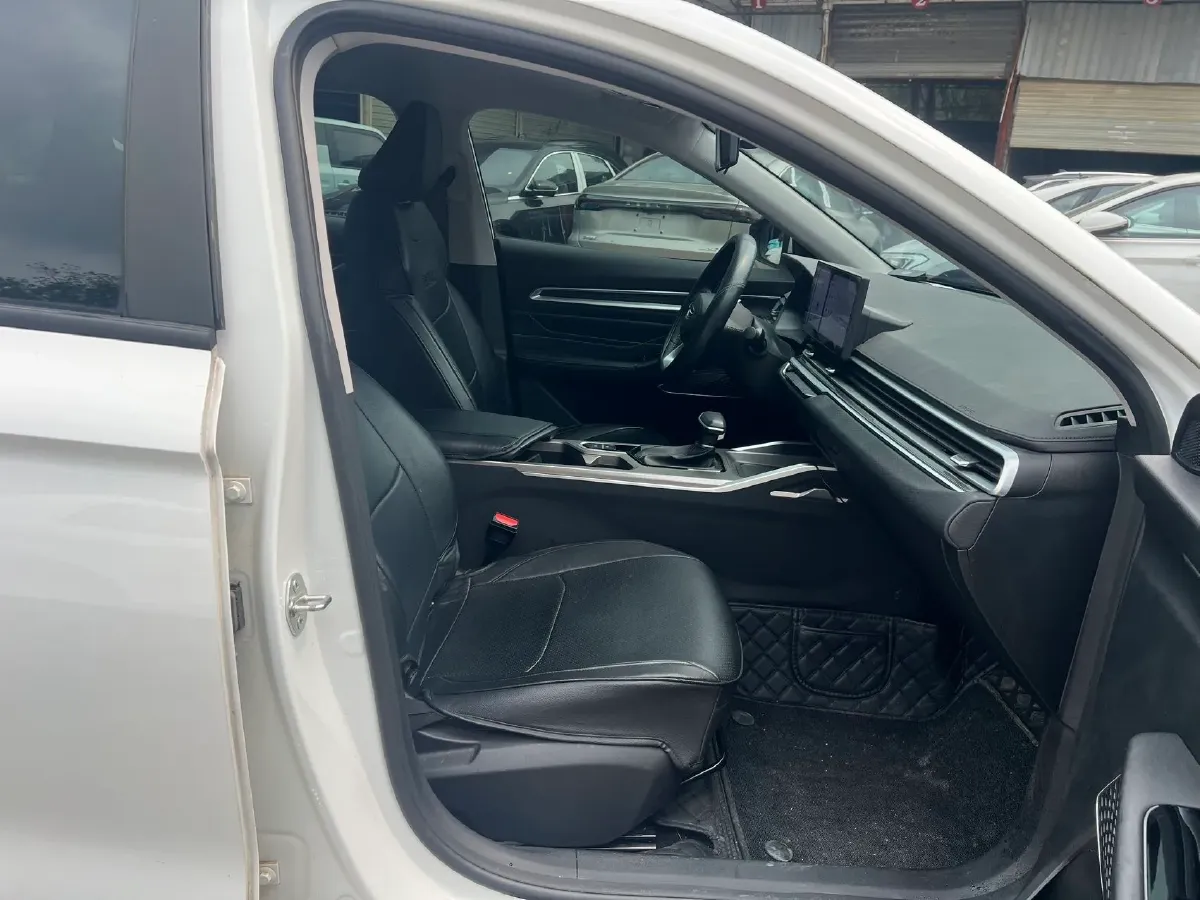 2023 Geely Emgrand 1.5L 127HP L4 CVT,autocango,china used car exporter,china ev exporter,chinese used car exporter,chinese used ev exporter