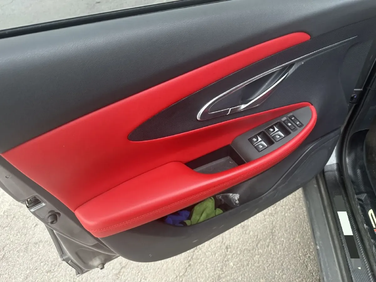 2020 ChangAn UNI-T 1.5T 180HP L4 7DCT,autocango,china used car exporter,china ev exporter,chinese used car exporter,chinese used ev exporter