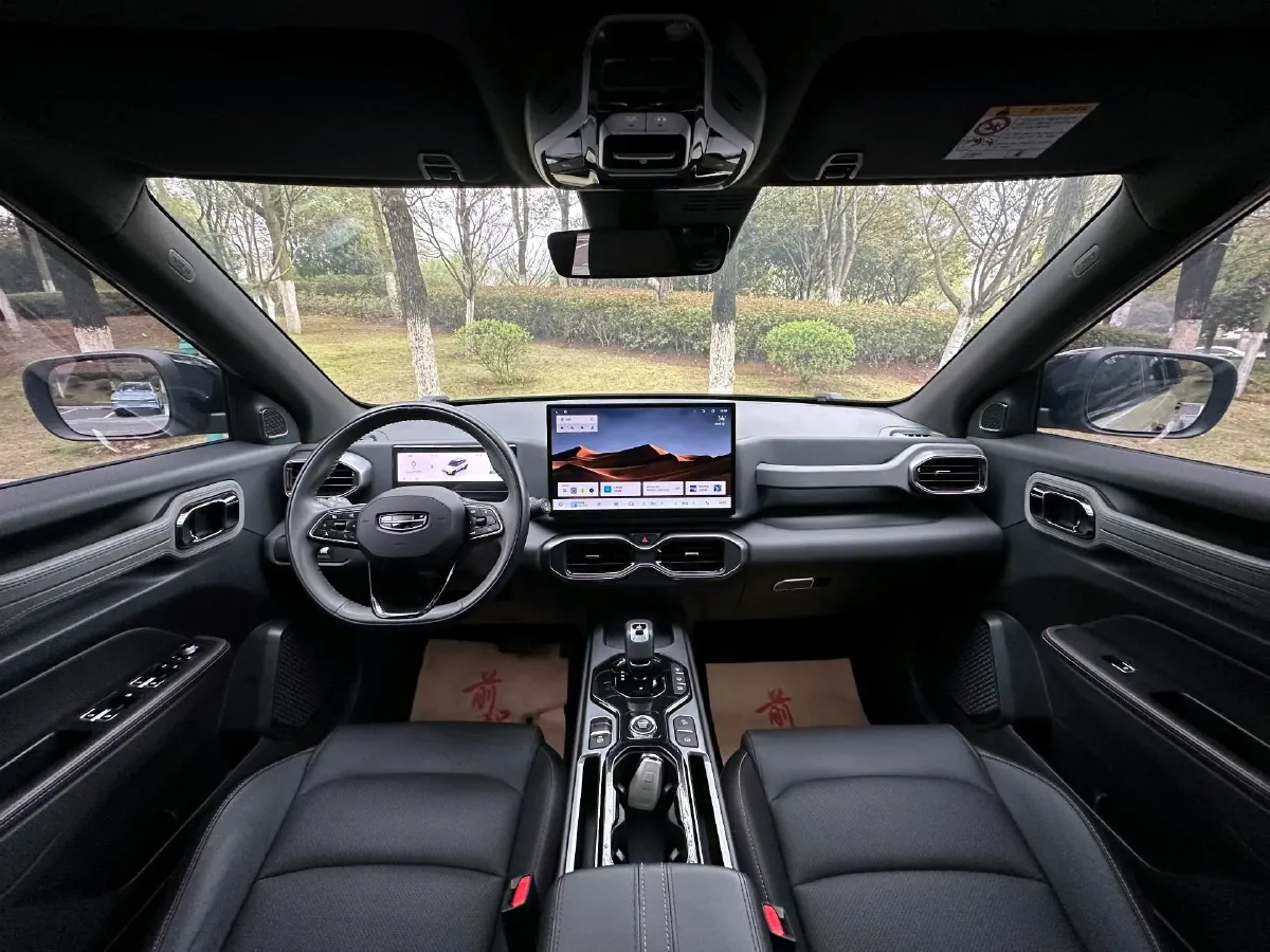 2025 Geely Cowboy 1.5T 181HP L4 7DCT,autocango,china used car exporter,china ev exporter,chinese used car exporter,chinese used ev exporter