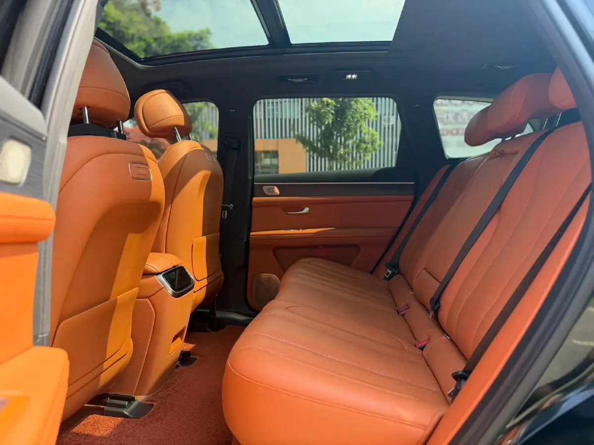 2024 AITO AITO M7 1.5T 152HP L4 REEV 42KWH,autocango,china used car exporter,china ev exporter,chinese used car exporter,chinese used ev exporter