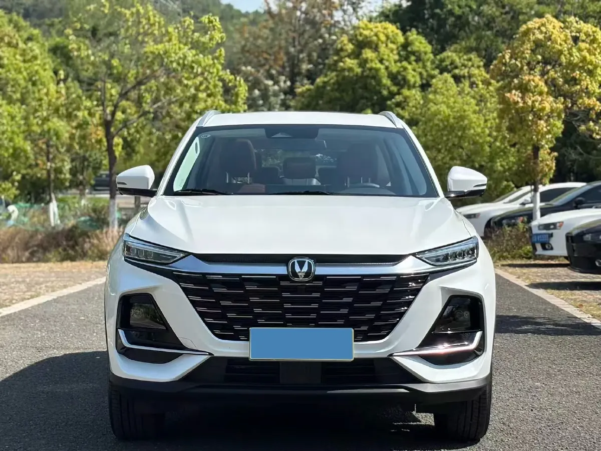 2026 ChangAn CS75 1.5T 192HP L4 7DCT,autocango,china used car exporter,china ev exporter,chinese used car exporter,chinese used ev exporter