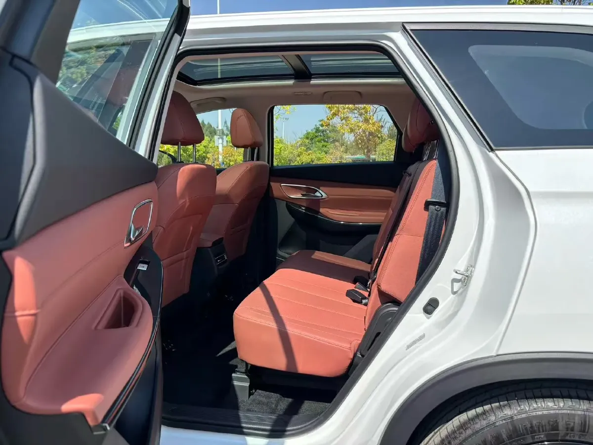 2026 ChangAn CS75 1.5T 192HP L4 7DCT,autocango,china used car exporter,china ev exporter,chinese used car exporter,chinese used ev exporter