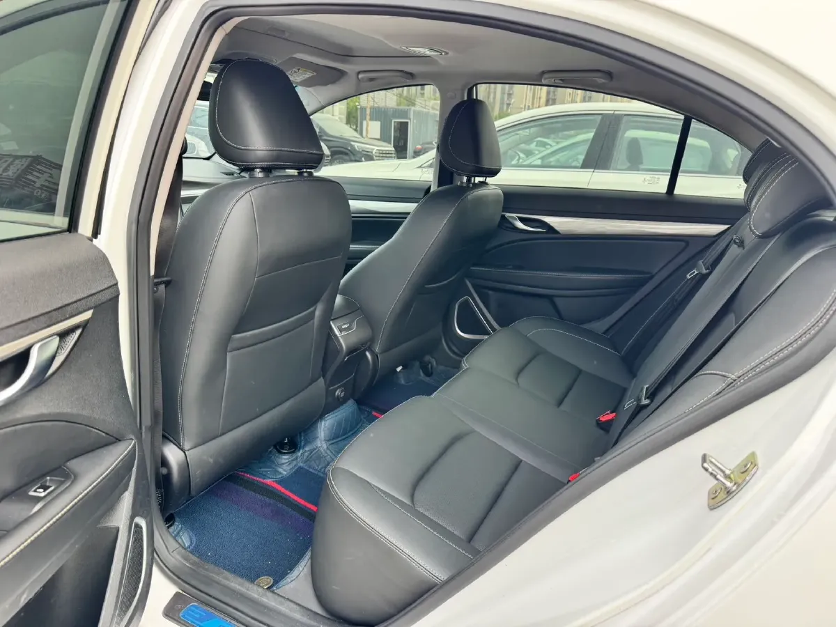 2019 Geely Emgrand 1.5L 109HP L4 5MT,autocango,china used car exporter,china ev exporter,chinese used car exporter,chinese used ev exporter