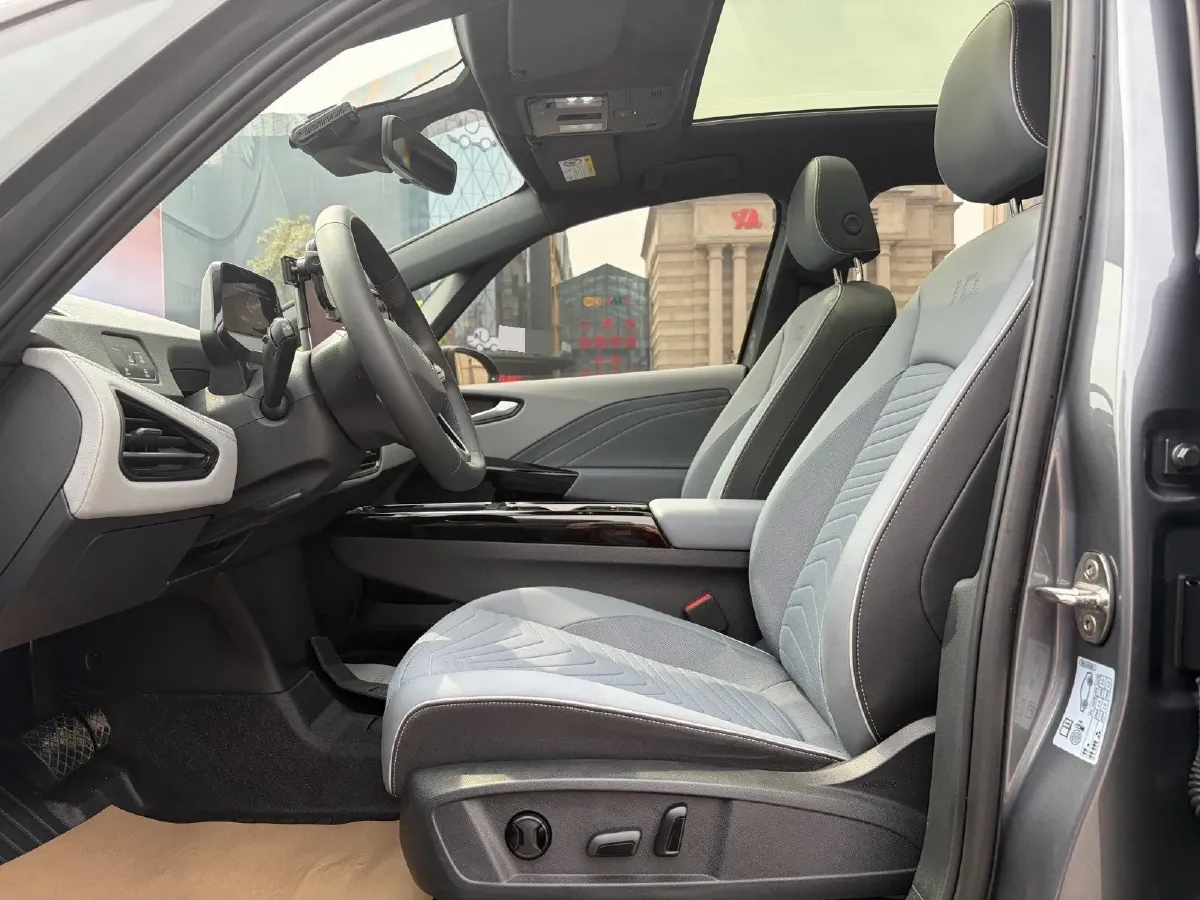 2025 Reach Ren T30 BEV,autocango,china used car exporter,china ev exporter,chinese used car exporter,chinese used ev exporter