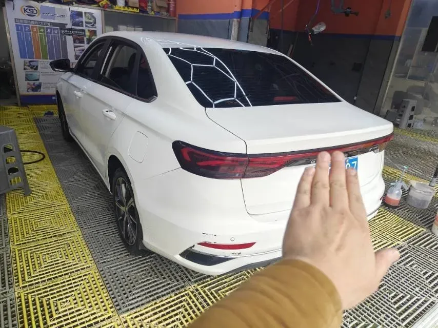 2022 Geely Emgrand 1.5L 114HP L4 CVT,autocango,china used car exporter,china ev exporter,chinese used car exporter,chinese used ev exporter