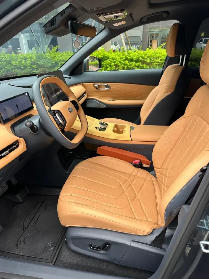 2026 Geely Galaxy Starship 7 1.5L 112HP L4 1DHT PHEV,autocango,china used car exporter,china ev exporter,chinese used car exporter,chinese used ev exporter