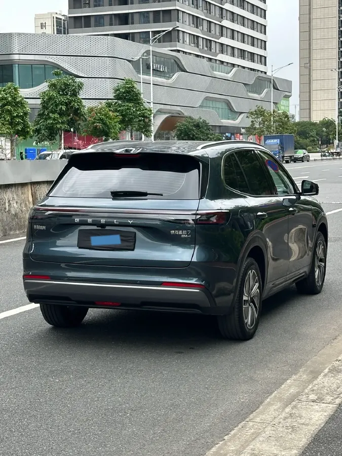 2026 Geely Galaxy Starship 7 1.5L 112HP L4 1DHT PHEV,autocango,china used car exporter,china ev exporter,chinese used car exporter,chinese used ev exporter