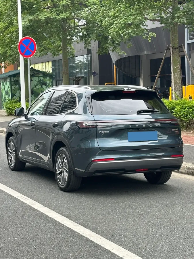 2026 Geely Galaxy Starship 7 1.5L 112HP L4 1DHT PHEV,autocango,china used car exporter,china ev exporter,chinese used car exporter,chinese used ev exporter