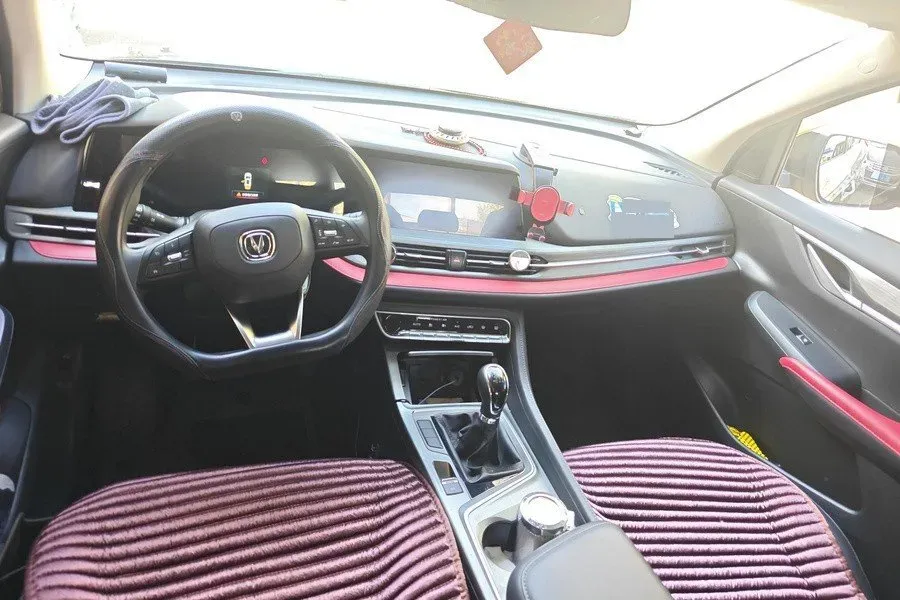 2021 ChangAn CS55 Plus 1.5T 180HP L4 6MT,autocango,china used car exporter,china ev exporter,chinese used car exporter,chinese used ev exporter