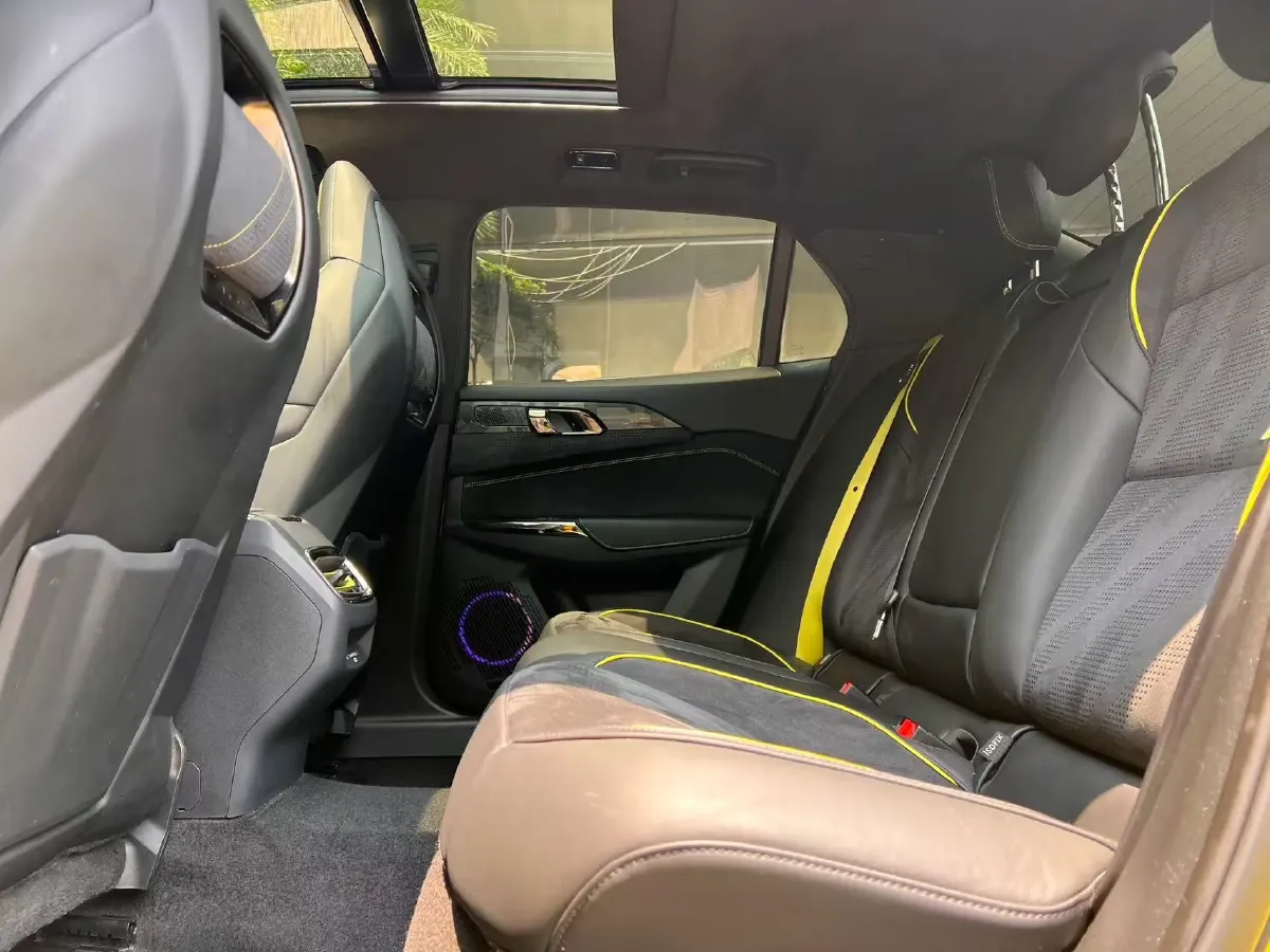 2020 LYNK&CO 03 2.0T 254HP L4 8AT,autocango,china used car exporter,china ev exporter,chinese used car exporter,chinese used ev exporter