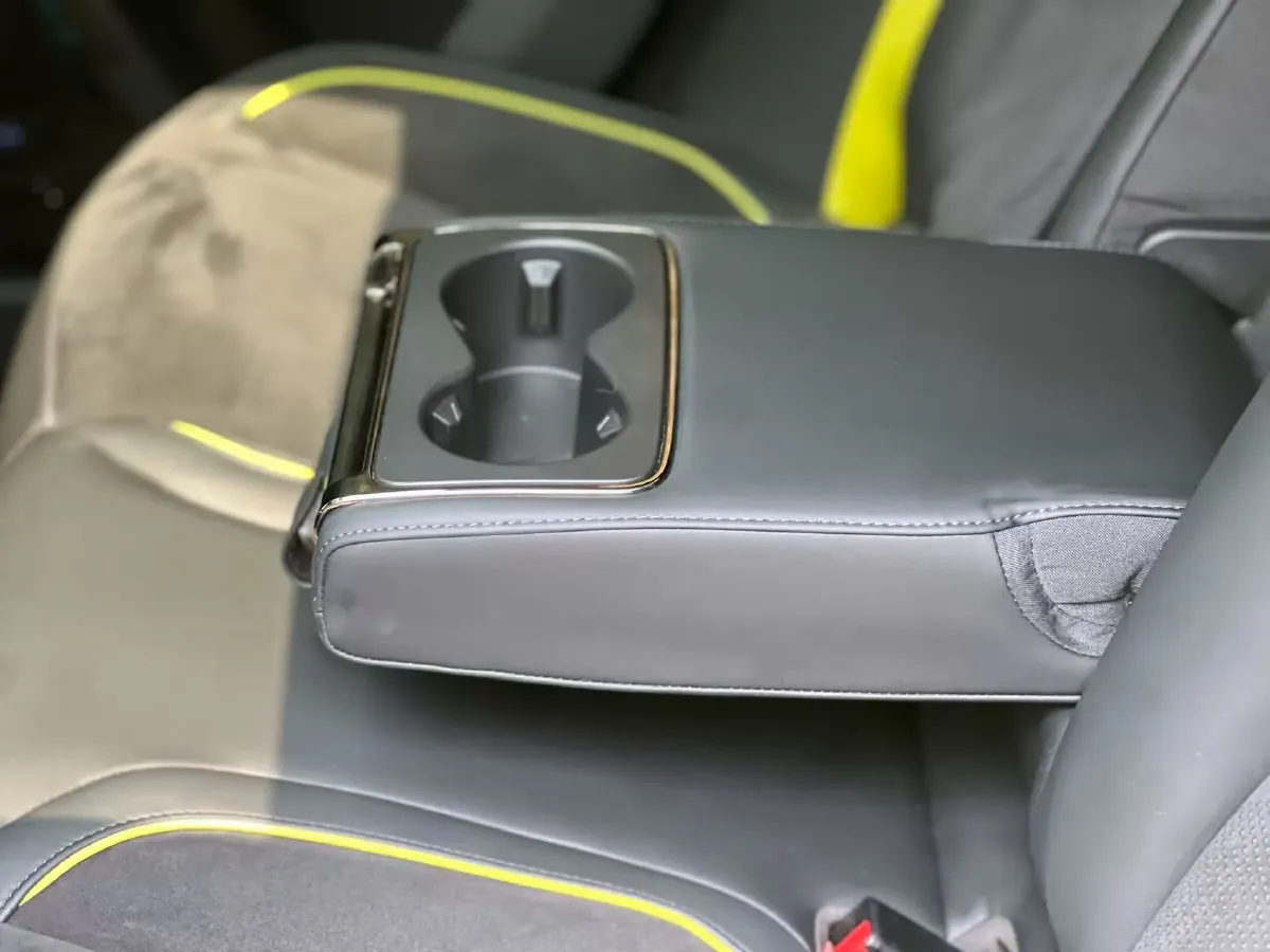 2020 LYNK&CO 03 2.0T 254HP L4 8AT,autocango,china used car exporter,china ev exporter,chinese used car exporter,chinese used ev exporter