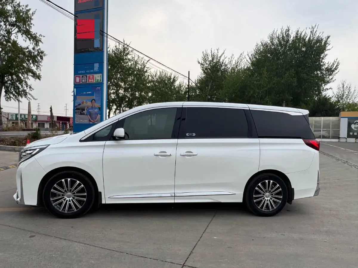 2021 GAC Trumpchi M8 2.0T 252HP L4 8AT,autocango,china used car exporter,china ev exporter,chinese used car exporter,chinese used ev exporter