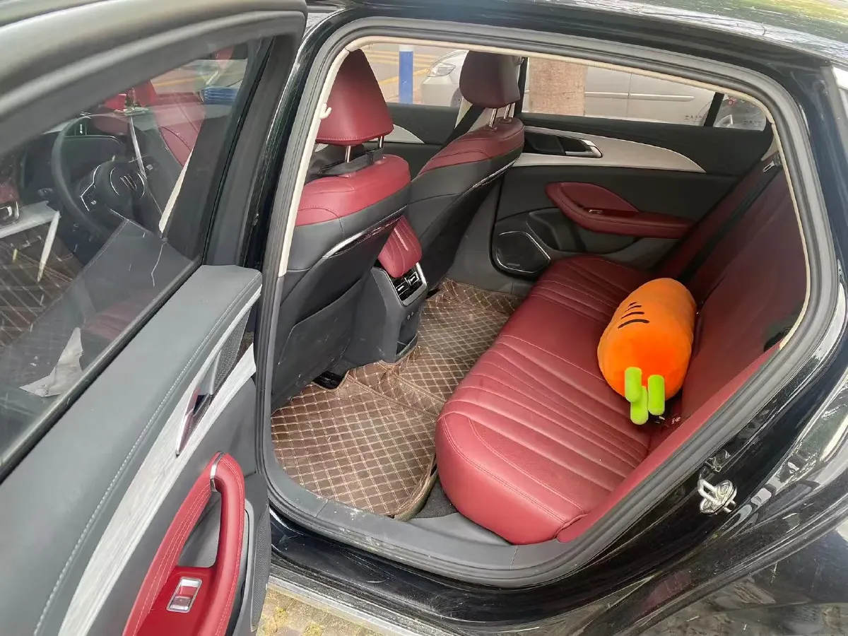 2025 HongQi H5 1.5T 169HP L4 7DCT,autocango,china used car exporter,china ev exporter,chinese used car exporter,chinese used ev exporter