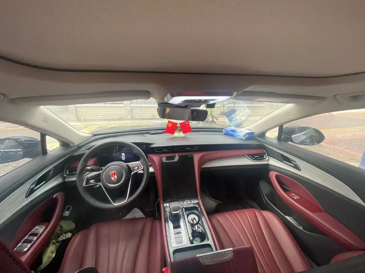 2025 HongQi H5 1.5T 169HP L4 7DCT,autocango,china used car exporter,china ev exporter,chinese used car exporter,chinese used ev exporter