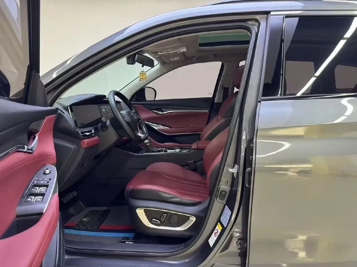 2021 ChangAn CS75 Plus 1.5T 178HP L4 6AT,autocango,china used car exporter,china ev exporter,chinese used car exporter,chinese used ev exporter