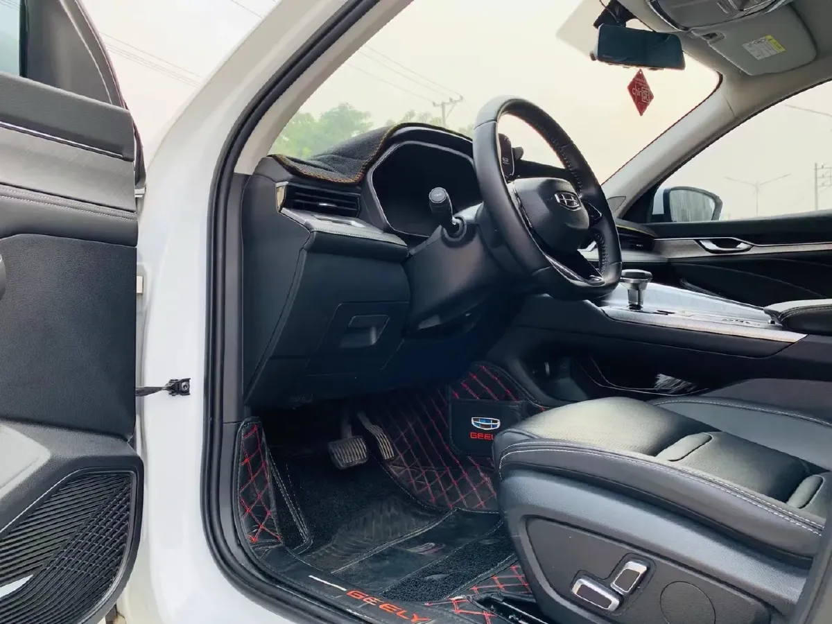 2020 Geely Binray 1.0T 133HP L3 6DCT,autocango,china used car exporter,china ev exporter,chinese used car exporter,chinese used ev exporter