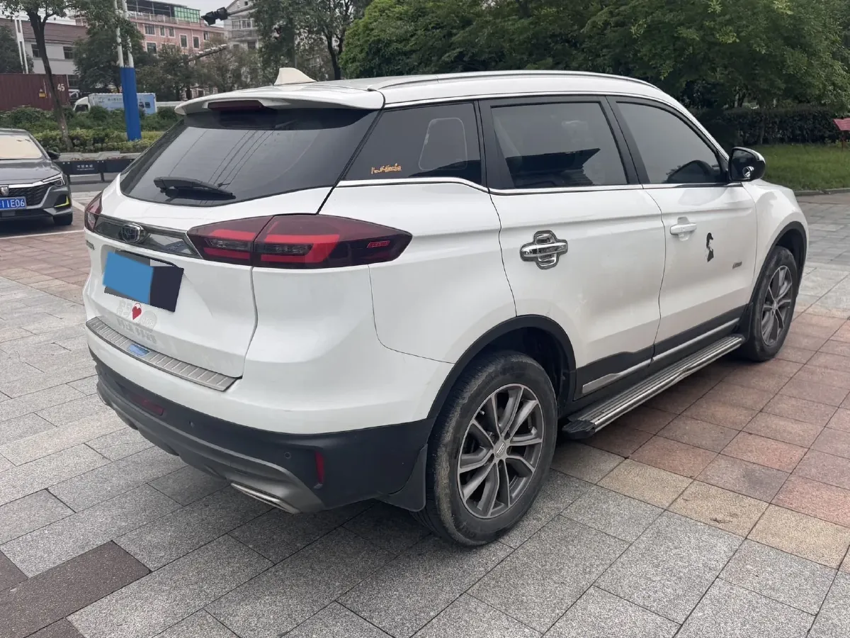 2020 Roewe i6 1.5T 169HP L4 7DCT,autocango,china used car exporter,china ev exporter,chinese used car exporter,chinese used ev exporter