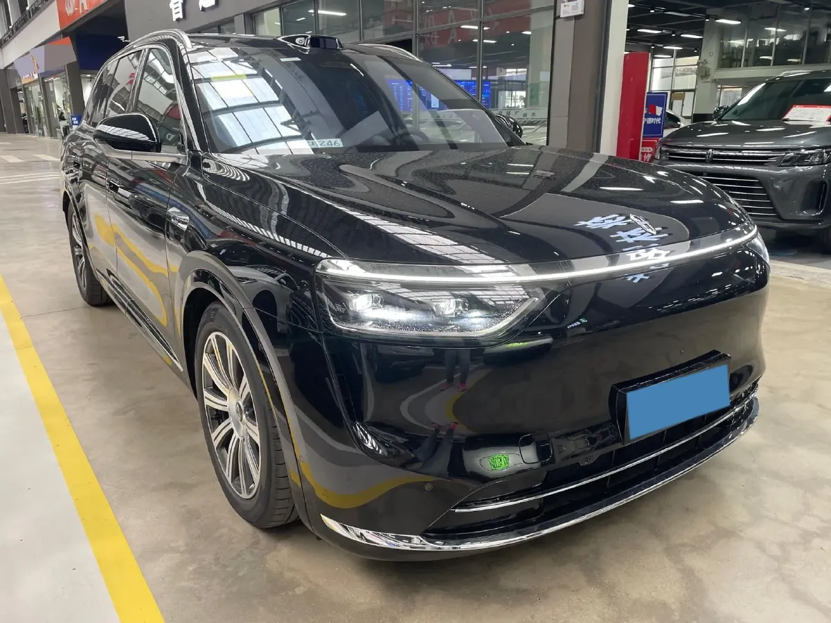2025 AITO AITO M8 REEV 160HP REEV 53.4KWH,autocango,china used car exporter,china ev exporter,chinese used car exporter,chinese used ev exporter