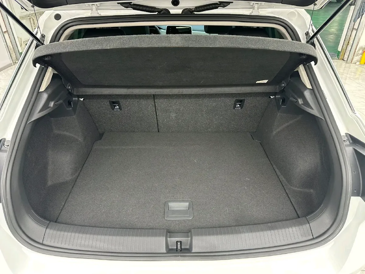 2023 Volkswagen T-Roc 1.4T 150HP L4 7DCT,autocango,china used car exporter,china ev exporter,chinese used car exporter,chinese used ev exporter